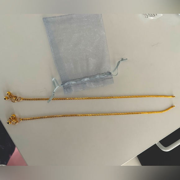 Indian Faux Gold Anklets - Picture 1 of 3
